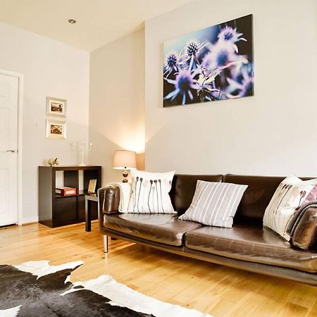 Joivy Bright Royal Mile Apartment إدنبرة المظهر الخارجي الصورة